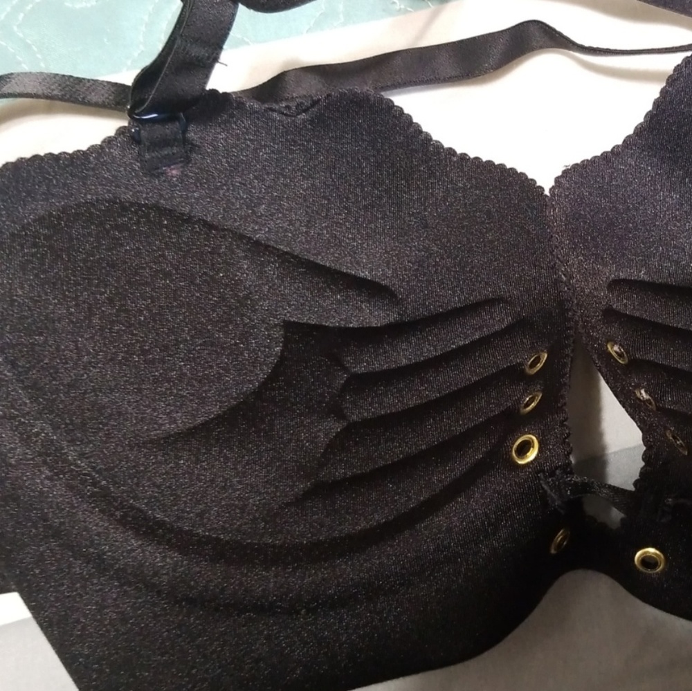 Bra - Picture 3 of 4